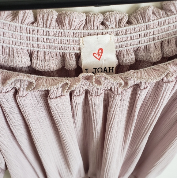 🎟 ♡ I Joah Off the Shoulder NWOT - Picture 4 of 7
